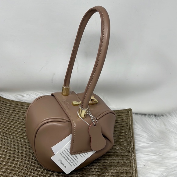 Rheyaa Los Angeles Not Your Average Estella Bag 12” X 7” - Picture 1 of 9